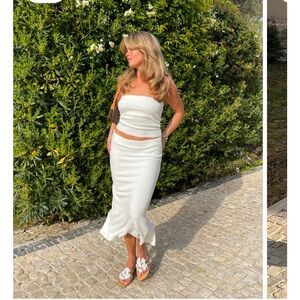 Djerf Avenue Midi Tube Skirt Sugar